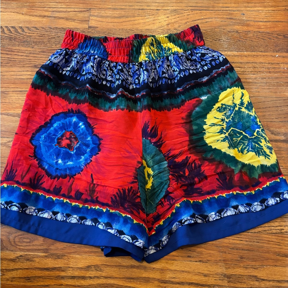 Rare vintage boho shorts by Dorothy Schoelen Platinum Petites Tie Dye SZ-M